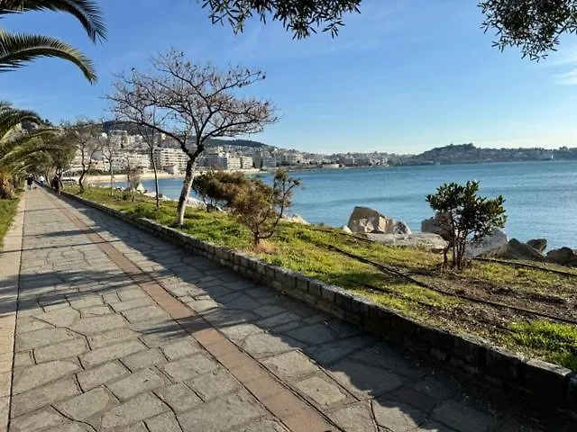 Thomais 度假居 *
